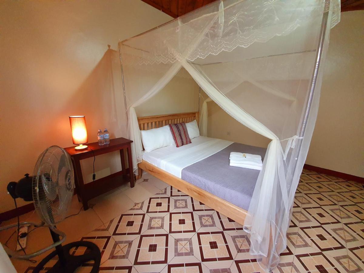 Annas Bed And Breakfast Entebbe Kültér fotó