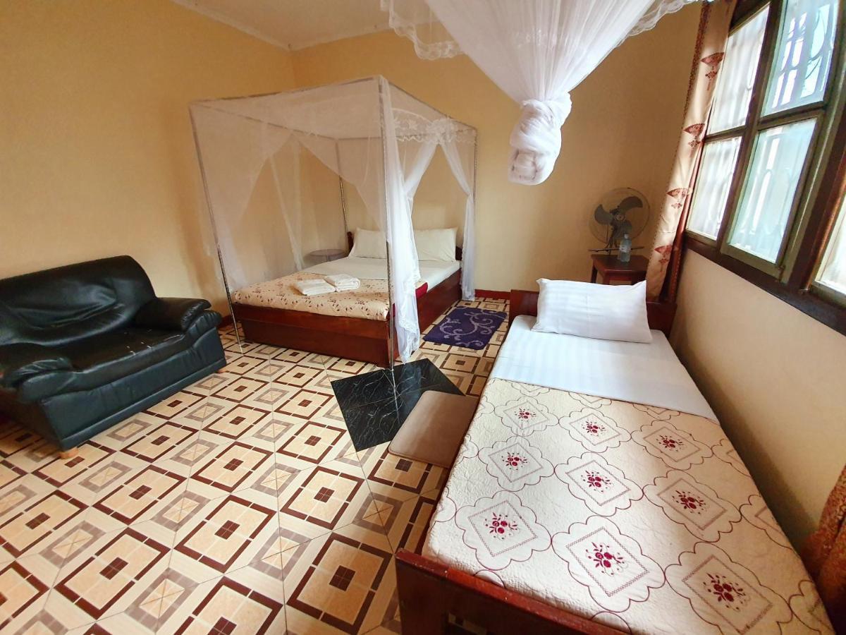 Annas Bed And Breakfast Entebbe Kültér fotó