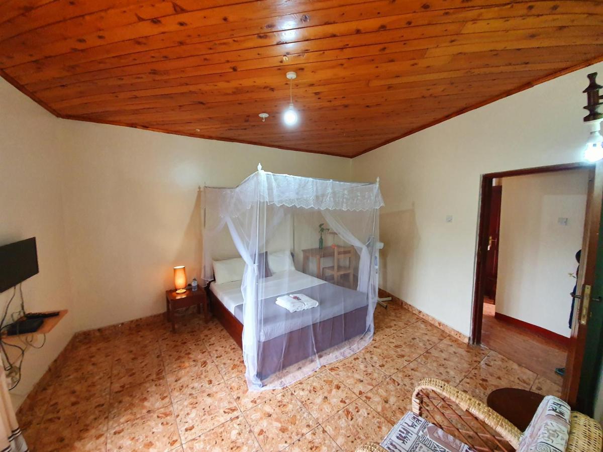 Annas Bed And Breakfast Entebbe Kültér fotó